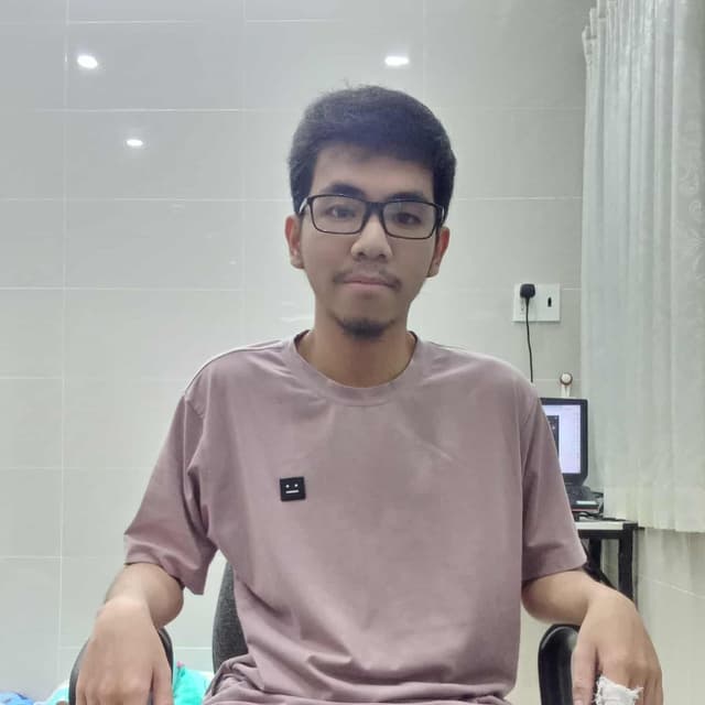 Trần Tường Vĩ
